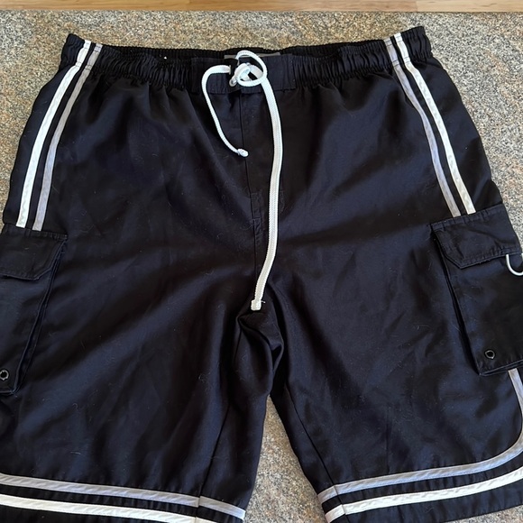 Urban pipeline, swim trunks size medium - Picture 1 of 6